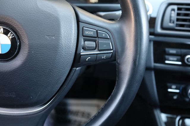 2015 BMW 5 Series 535i xDrive - 22972602 - 29