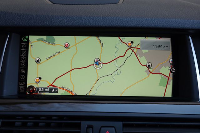 2015 BMW 5 Series 535i xDrive - 22972602 - 36