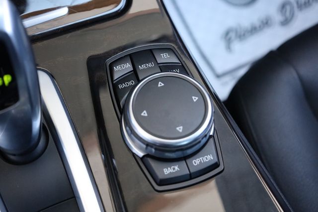 2015 BMW 5 Series 535i xDrive - 22972602 - 42