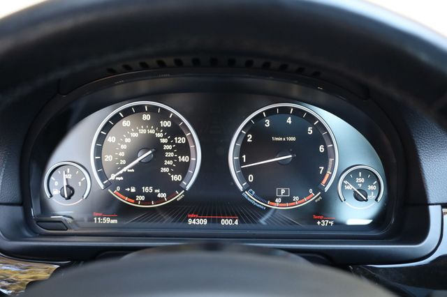 2015 BMW 5 Series 535i xDrive - 22972602 - 43