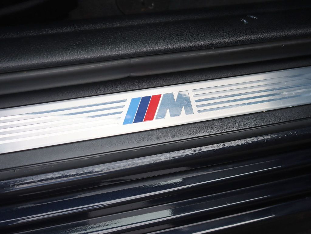 2015 BMW 5 Series 535i xDrive M-Sport - 22928073 - 10