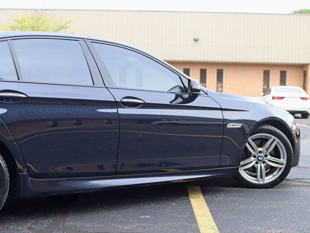2015 BMW 5 Series 535i xDrive M-Sport - 22928073 - 3