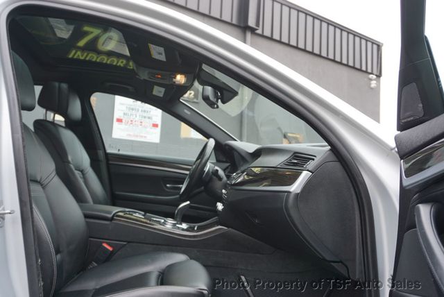 2015 BMW 5 Series 535i xDrive M SPORT/DRIVER ASSIST/HUD/COLD WEATHER/PREMIUM PKGS - 23000911 - 9