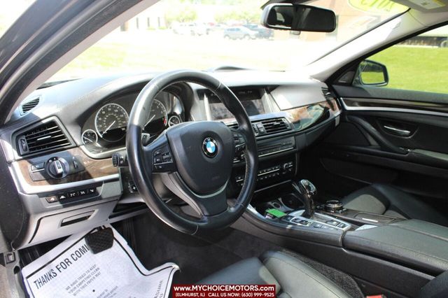 2015 BMW 5 Series 550i xDrive - 22472042 - 9