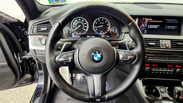 2015 BMW 5 Series 550i xDrive - 23099045 - 13