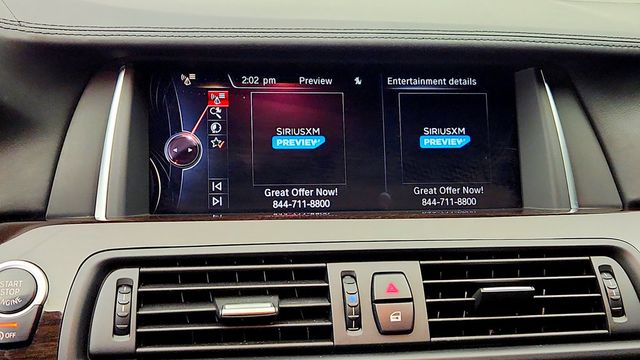 2015 BMW 5 Series 550i xDrive - 23099045 - 18