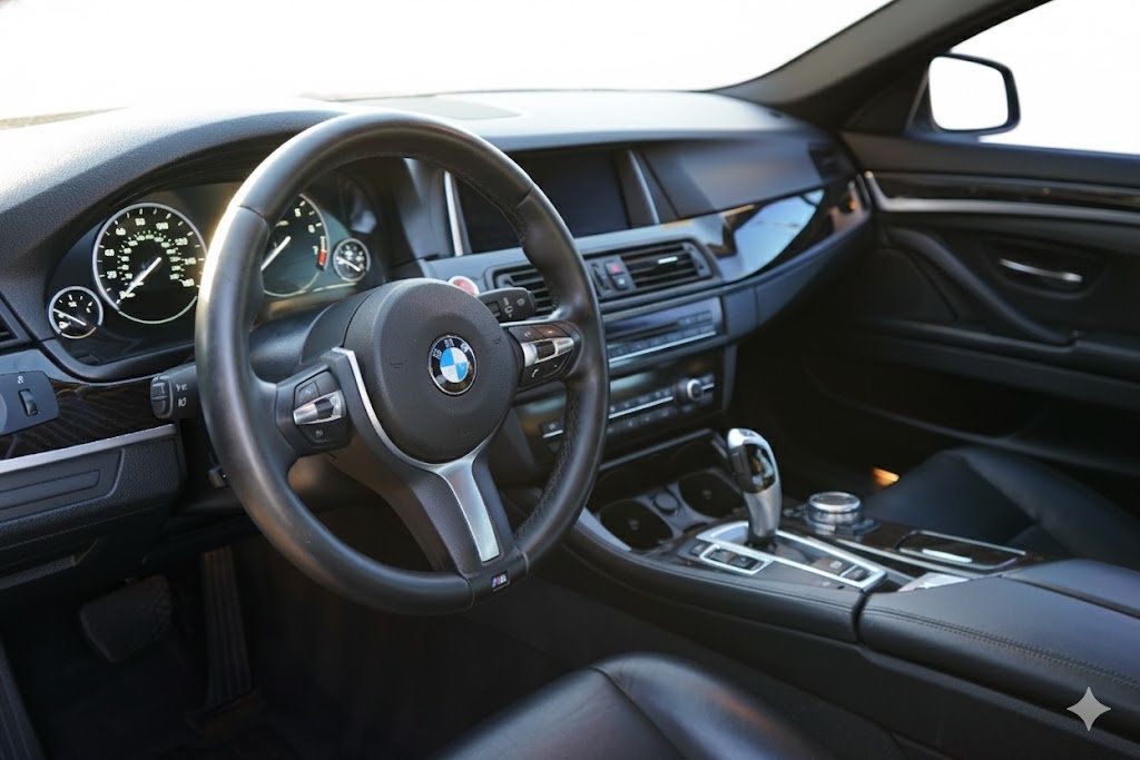 2015 BMW 5 Series CARBON EVERYWHERE! SUPER WELL KEPT! AMAZING UPGRADES! CLEAN WOW  - 22916815 - 11