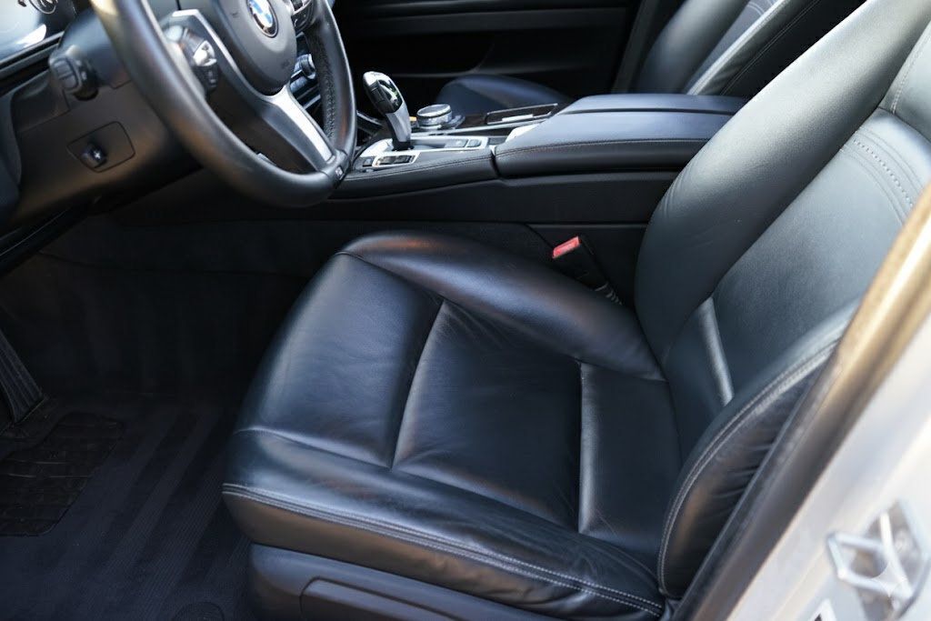 2015 BMW 5 Series CARBON EVERYWHERE! SUPER WELL KEPT! AMAZING UPGRADES! CLEAN WOW  - 22916815 - 16