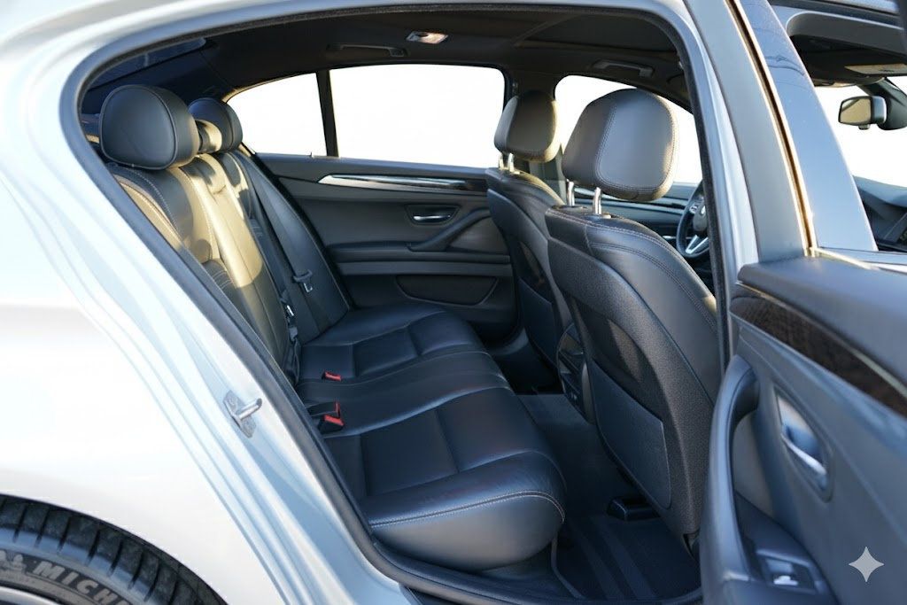 2015 BMW 5 Series CARBON EVERYWHERE! SUPER WELL KEPT! AMAZING UPGRADES! CLEAN WOW  - 22916815 - 19