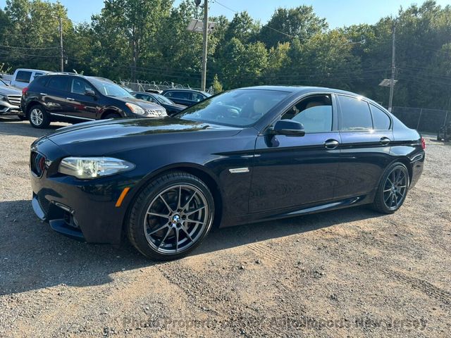 2015 BMW 5 Series Exceptionally clean M-Sport, Carplay, Rear Camera - 22899204 - 17