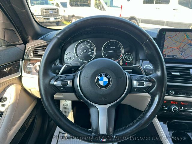 2015 BMW 5 Series Exceptionally clean M-Sport, Carplay, Rear Camera - 22899204 - 31