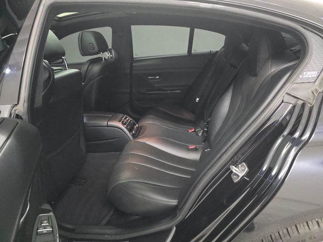 2015 BMW 6 Series 640i Gran Coupe - 22972099 - 3