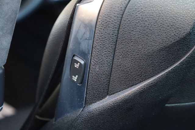 2015 BMW 6 Series 640i xDrive  Gran - 22970854 - 32