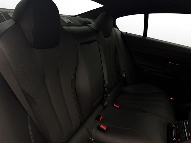 2015 BMW 6 Series 650i Gran - 22934480 - 22