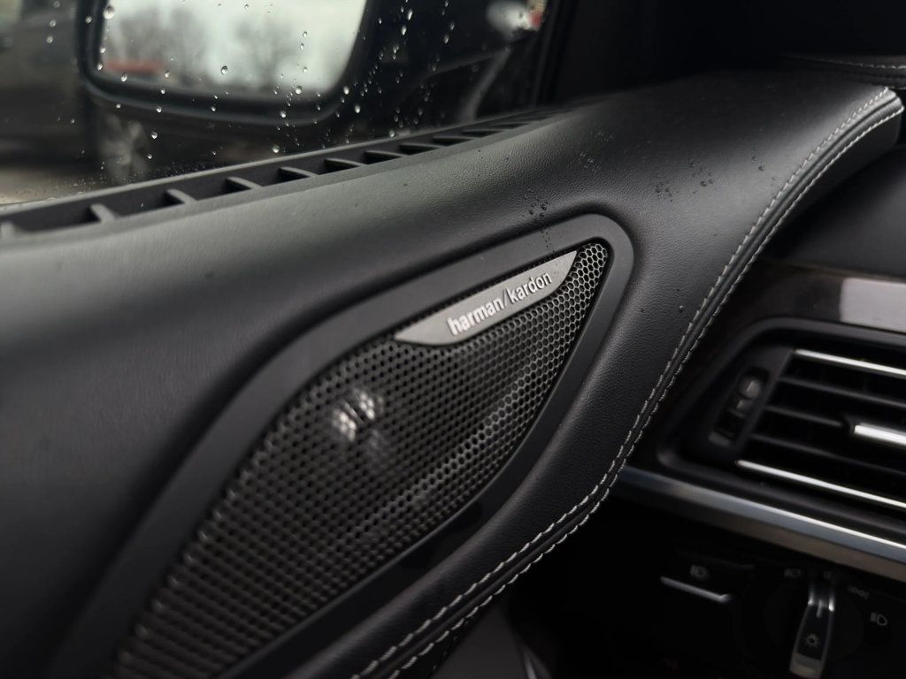 2015 BMW 6 Series 650i Gran - 22934480 - 25