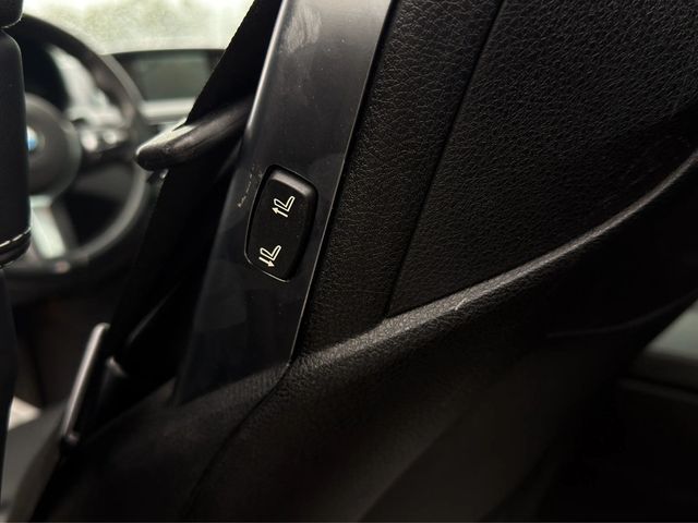 2015 BMW 6 Series 650i Gran - 22934480 - 33