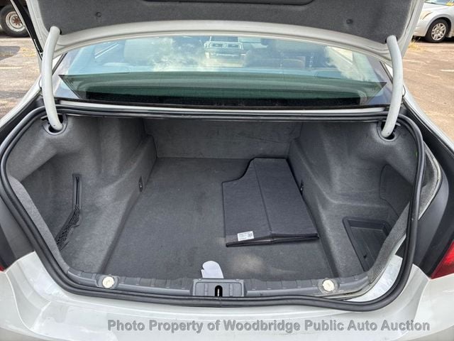 2015 BMW 7 Series 740i - 23074929 - 25