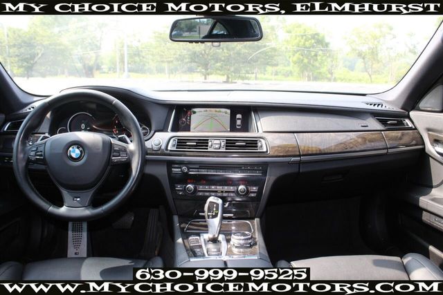 2015 BMW 7 Series 740i - 22038366 - 24
