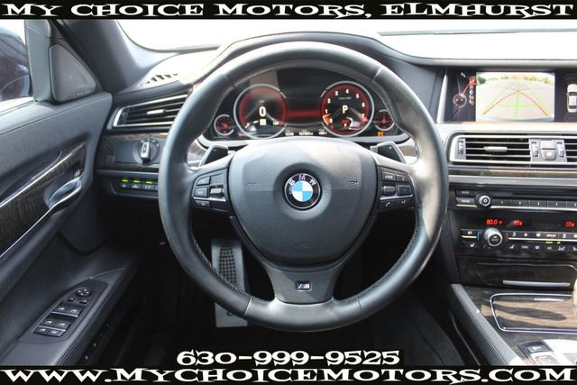2015 BMW 7 Series 740i - 22038366 - 25