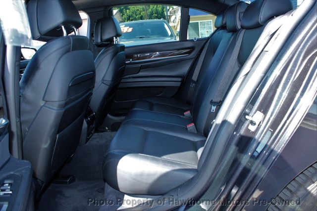 2015 BMW 7 Series 750i - 22997679 - 9