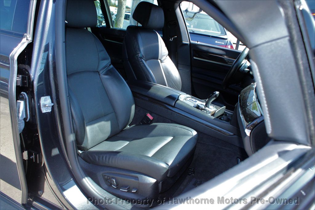 2015 BMW 7 Series 750i - 22997679 - 10