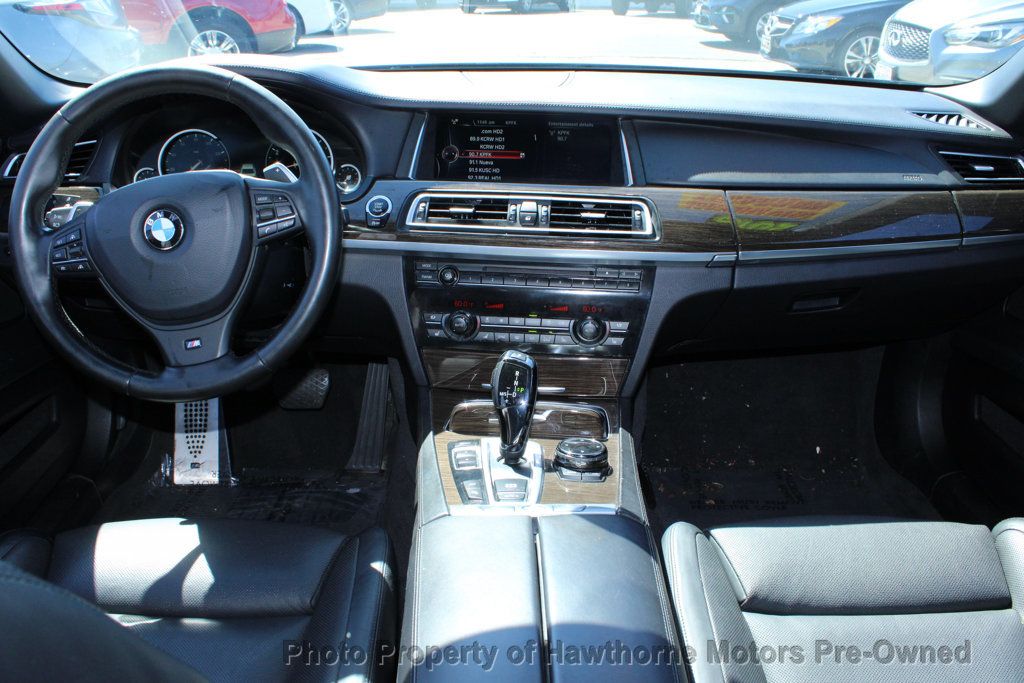 2015 BMW 7 Series 750i - 22997679 - 12
