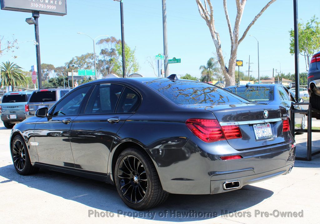 2015 BMW 7 Series 750i - 22997679 - 4