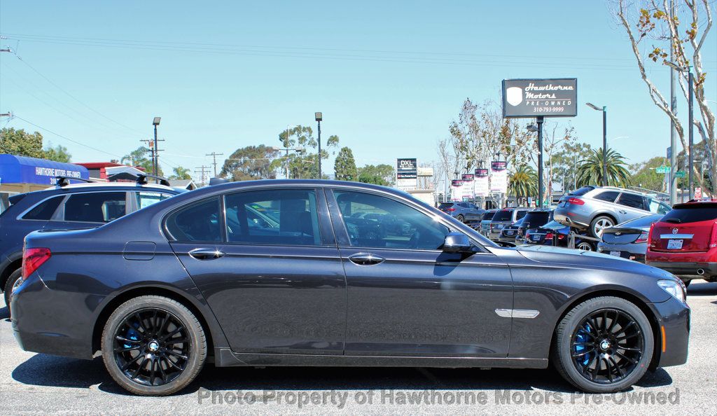 2015 BMW 7 Series 750i - 22997679 - 6