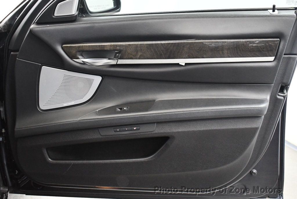 2015 Bmw 750Li / ALPINA B7 photo 15