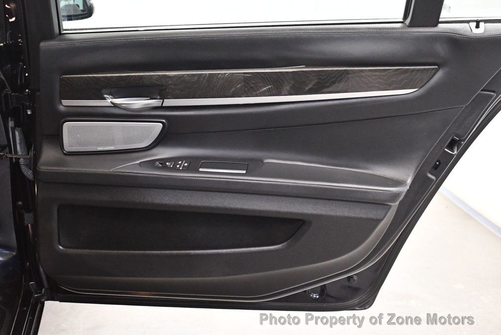 2015 Bmw 750Li / ALPINA B7 photo 19