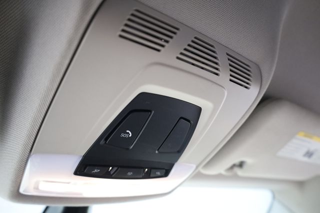 2015 BMW i3 Hatchback - 22971283 - 29