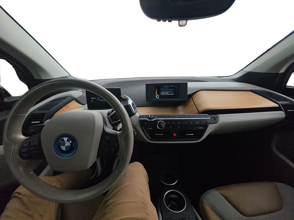 BMW i3 photo 12