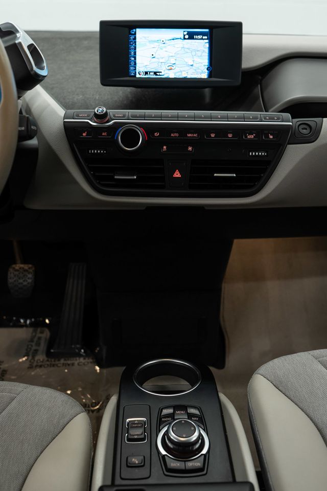 2015 BMW i3 Hatchback w/Range Extender - 22372996 - 14