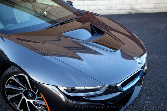 2015 BMW i8  - 23022053 - 12