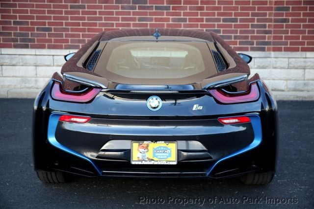2015 BMW i8  - 23022053 - 16