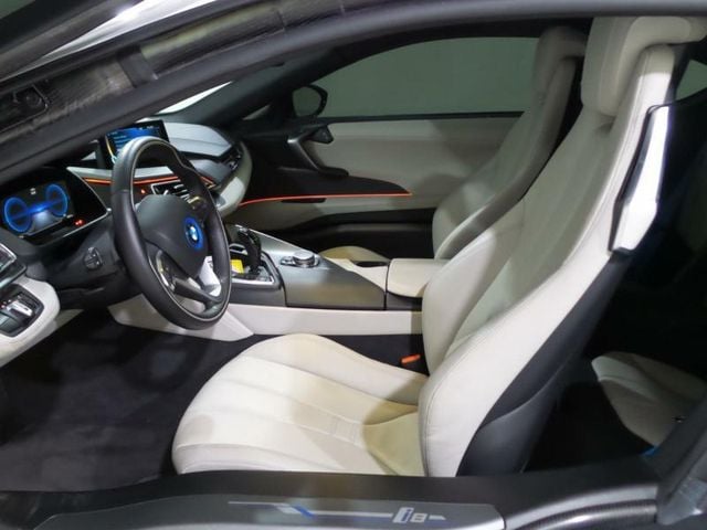 2015 BMW i8  - 15400104 - 4