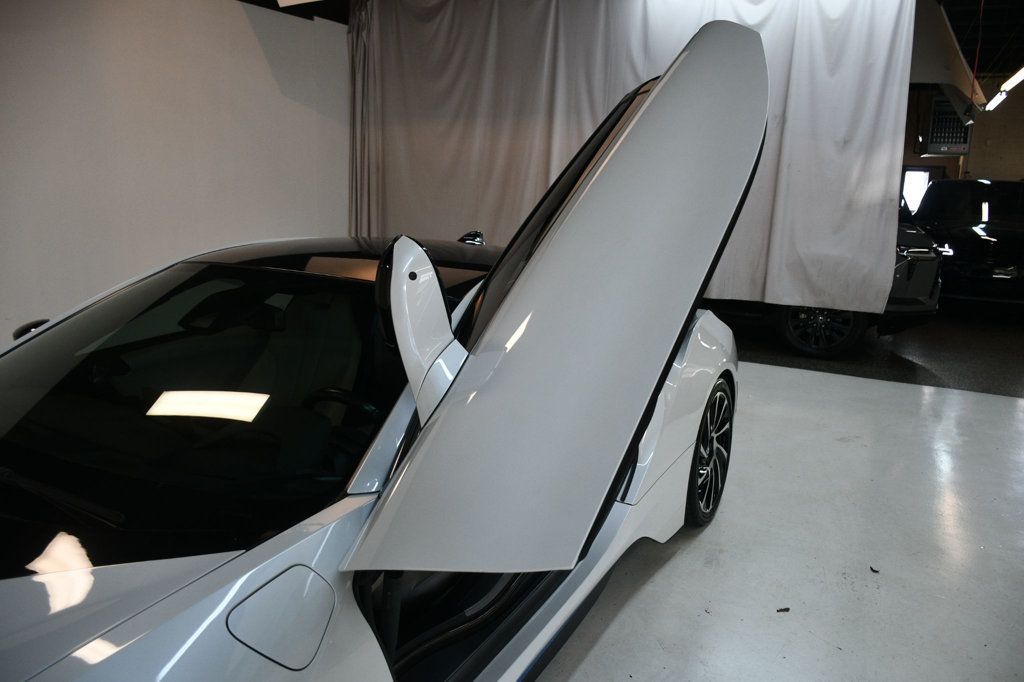 2015 Bmw i8 8-Series photo 16