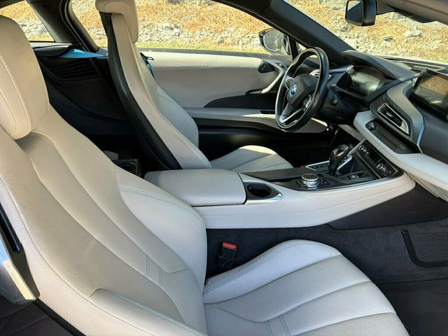 2015 BMW i8  - 23087166 - 17