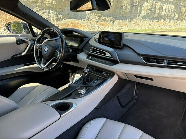 2015 BMW i8  - 23087166 - 28
