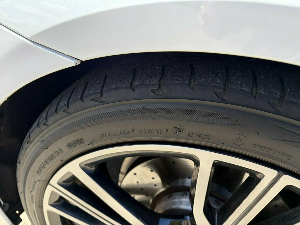 2015 BMW i8  - 23087166 - 32