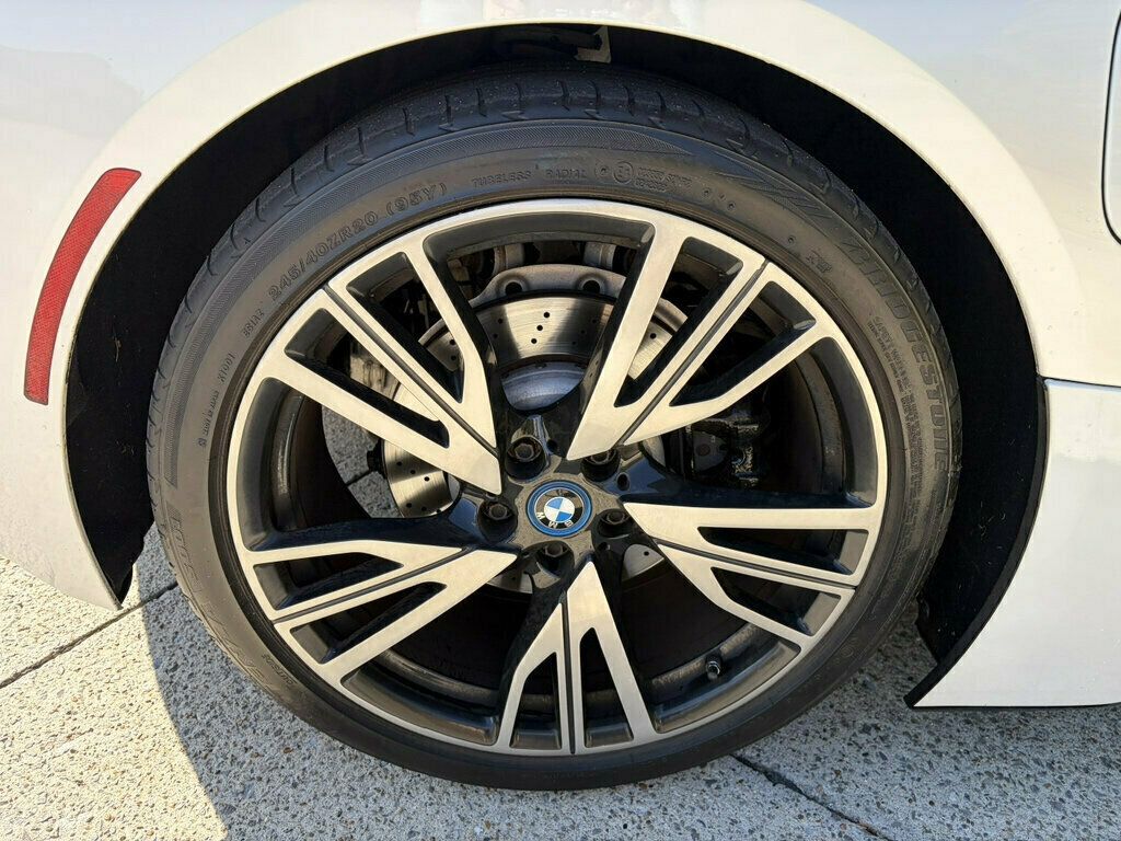 2015 BMW i8  - 23087166 - 40