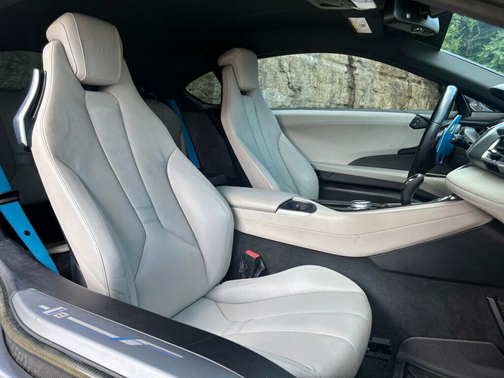 2015 Bmw i8 8-Series photo 5