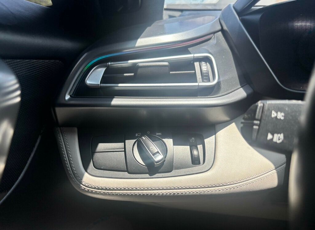 2015 Bmw i8 8-Series photo 12