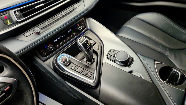 2015 BMW i8 2dr Coupe - 23000730 - 16