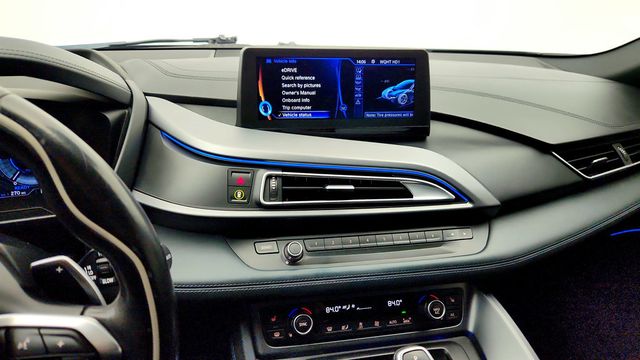 2015 BMW i8 2dr Coupe - 23000730 - 18
