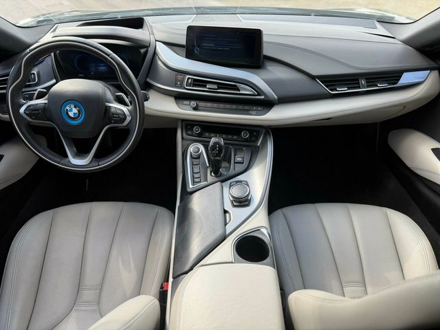 2015 BMW i8 Pure Impulse World - 22976168 - 8