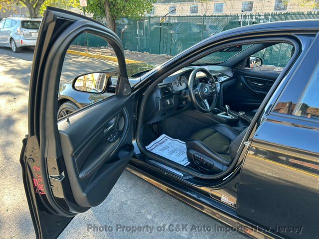 2015 BMW M3  - 22932713 - 24