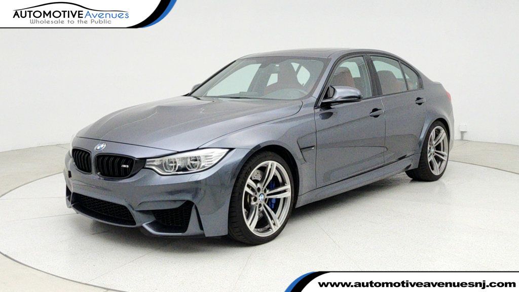2015 BMW M3 w/ 6-Speed Manual, Executive Pkg & Adaptive Suspension - 22949191 | Video 1