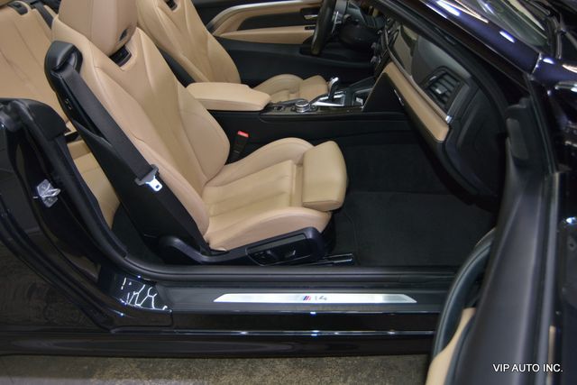 2015 BMW M4 2dr Convertible - 23056601 - 23