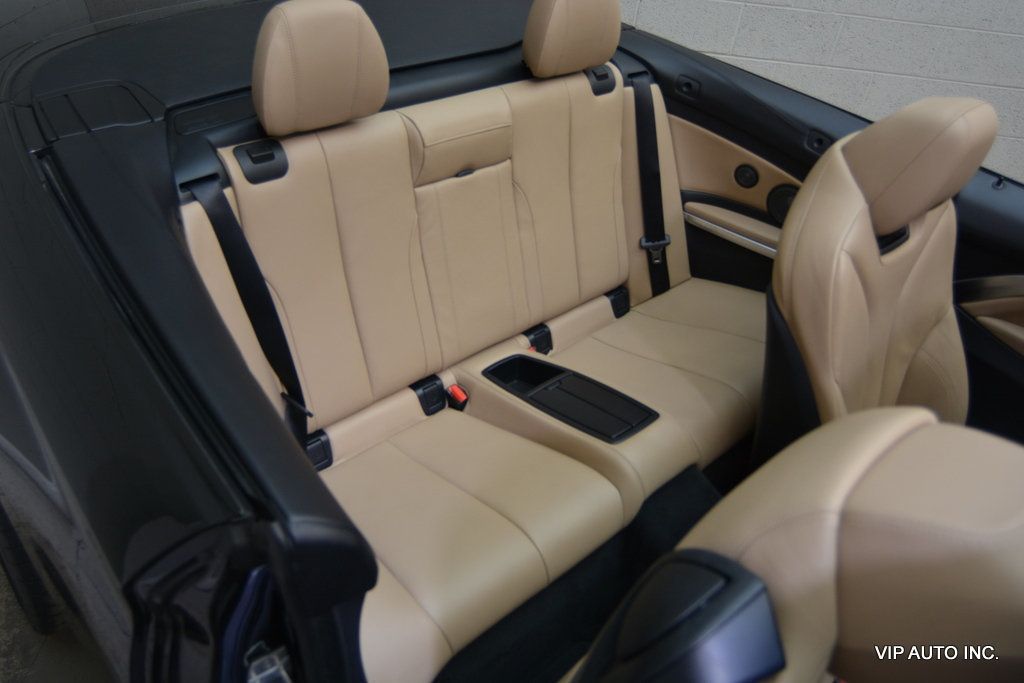 2015 BMW M4 2dr Convertible - 23056601 - 24